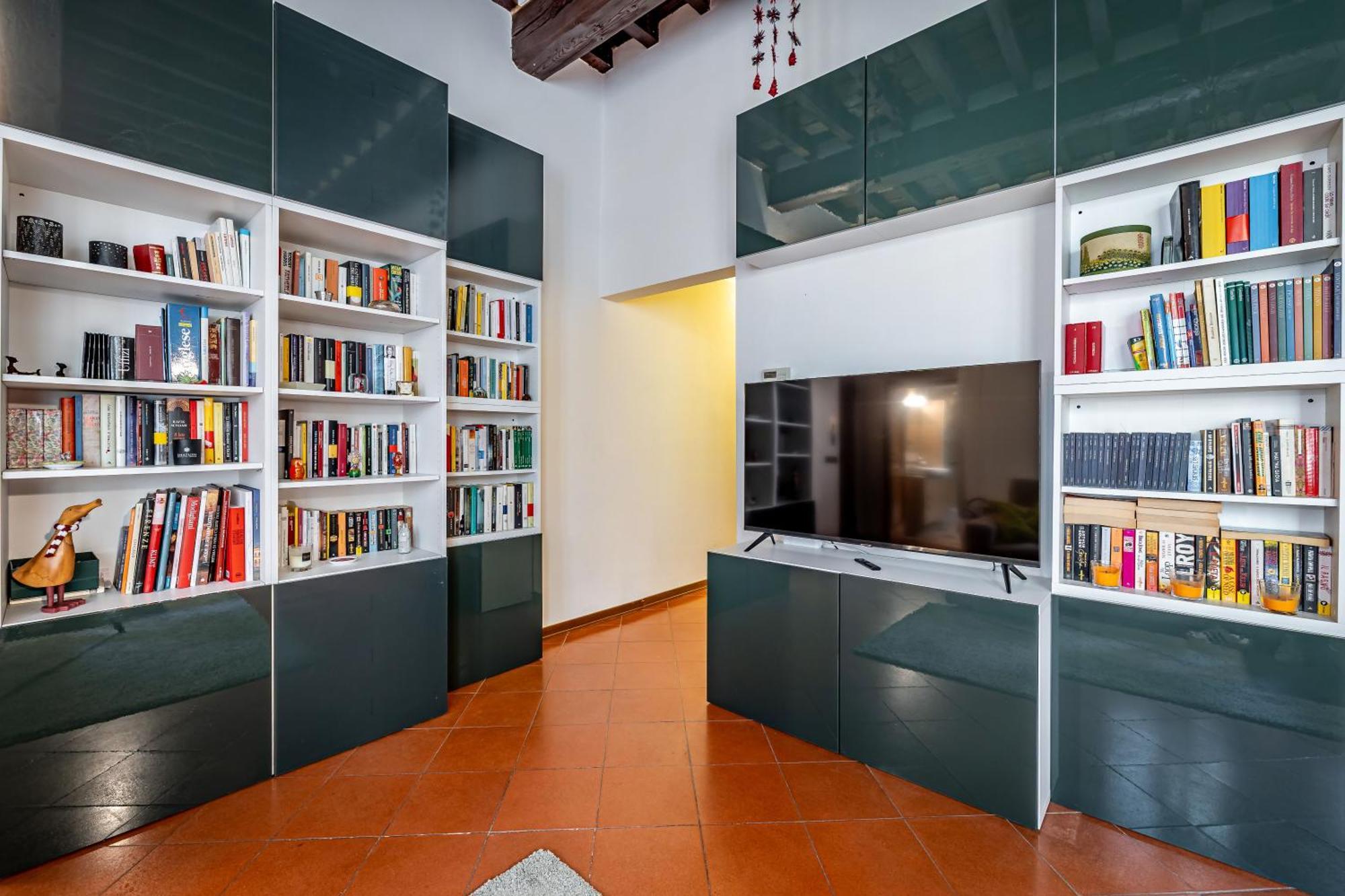 Apartment Yd Your Quiet Escape In The Center *