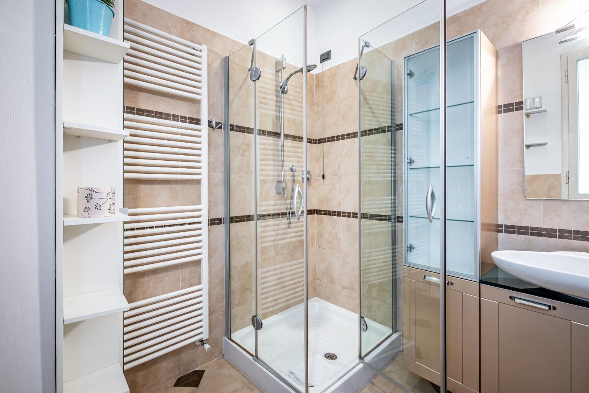 Yd Your Quiet Escape In The Center *
